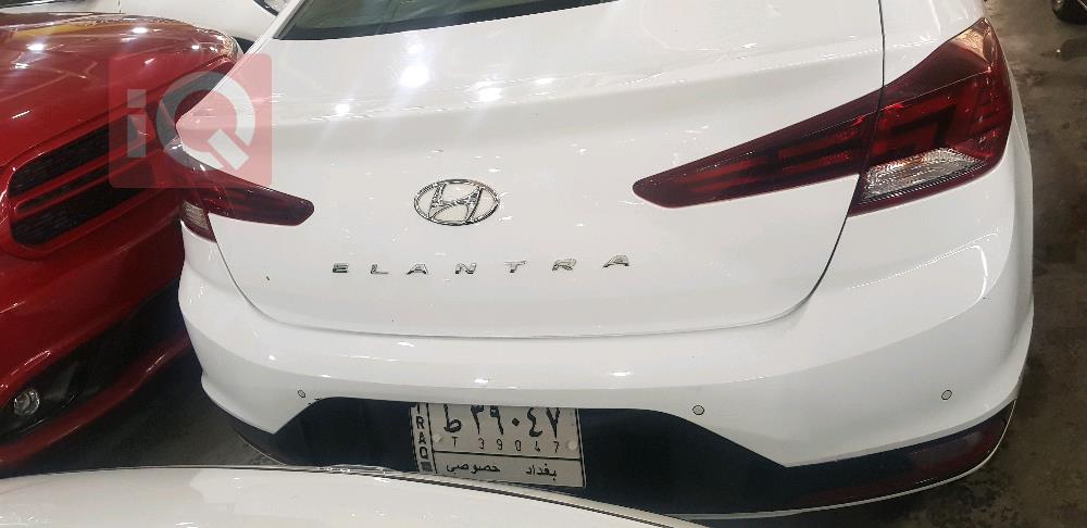 هیوندای ئەلەنترا